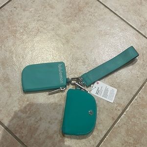 Send offer 🫶🏼NWT LULULEMON DUAL POUCH WRISTLET🫶🏼